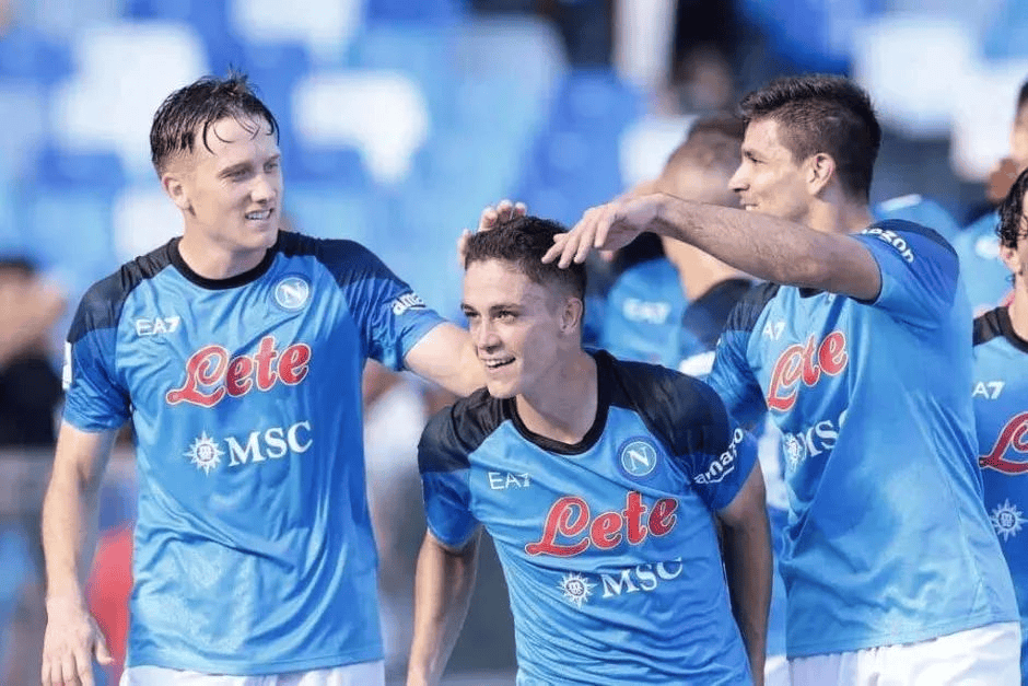 意大利足球联赛的胜者将笑到最后