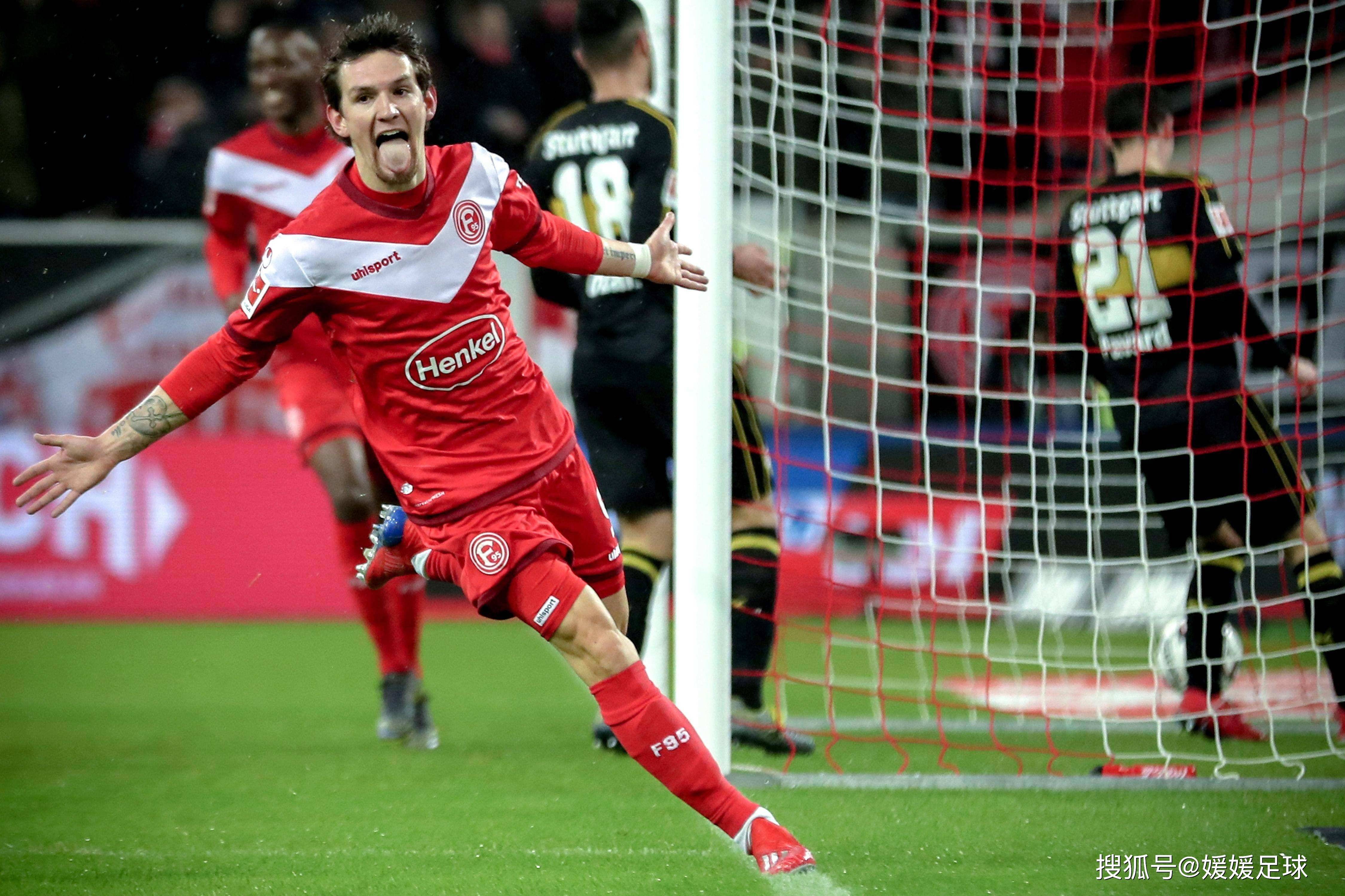 汉诺威05客场战平马赛,难解难分 汉诺威05客场战平马赛,难解难分