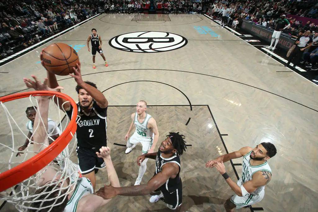 篮网客场惨败热火，止步两连胜