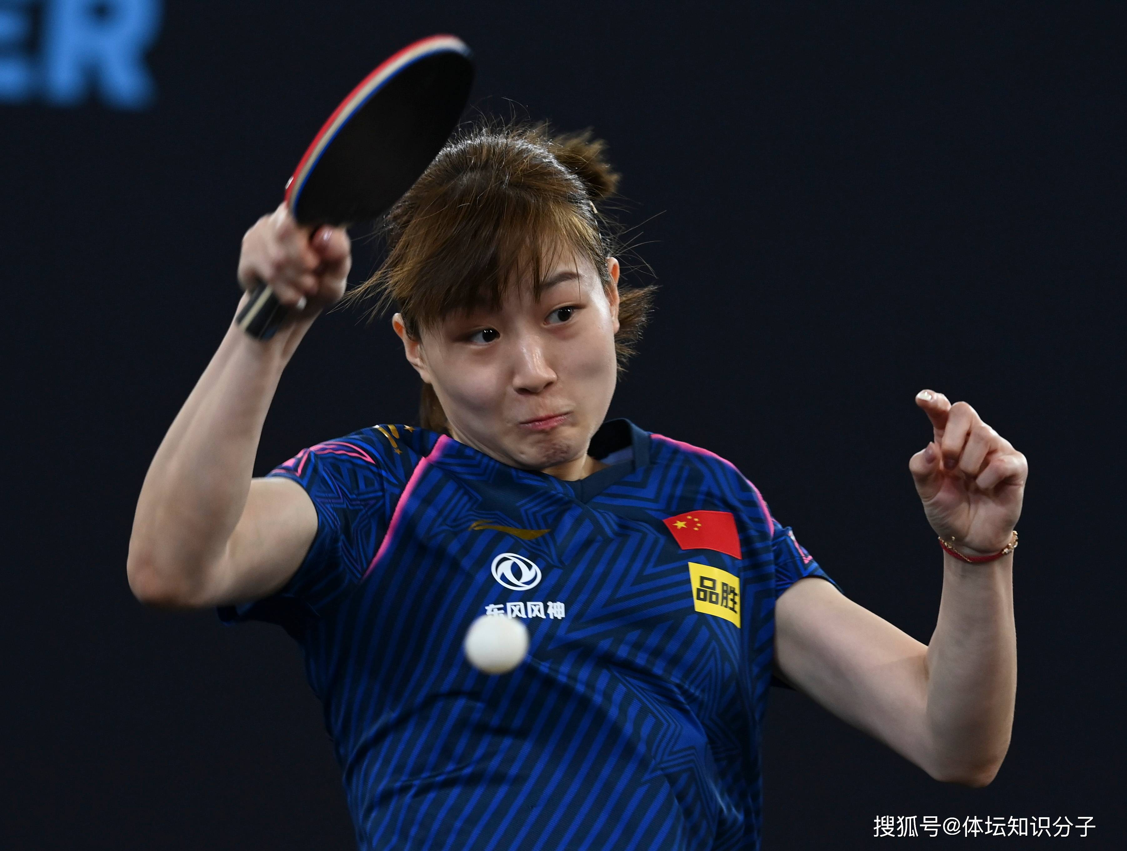 勇士队连战连捷，夺得胜利继续领跑