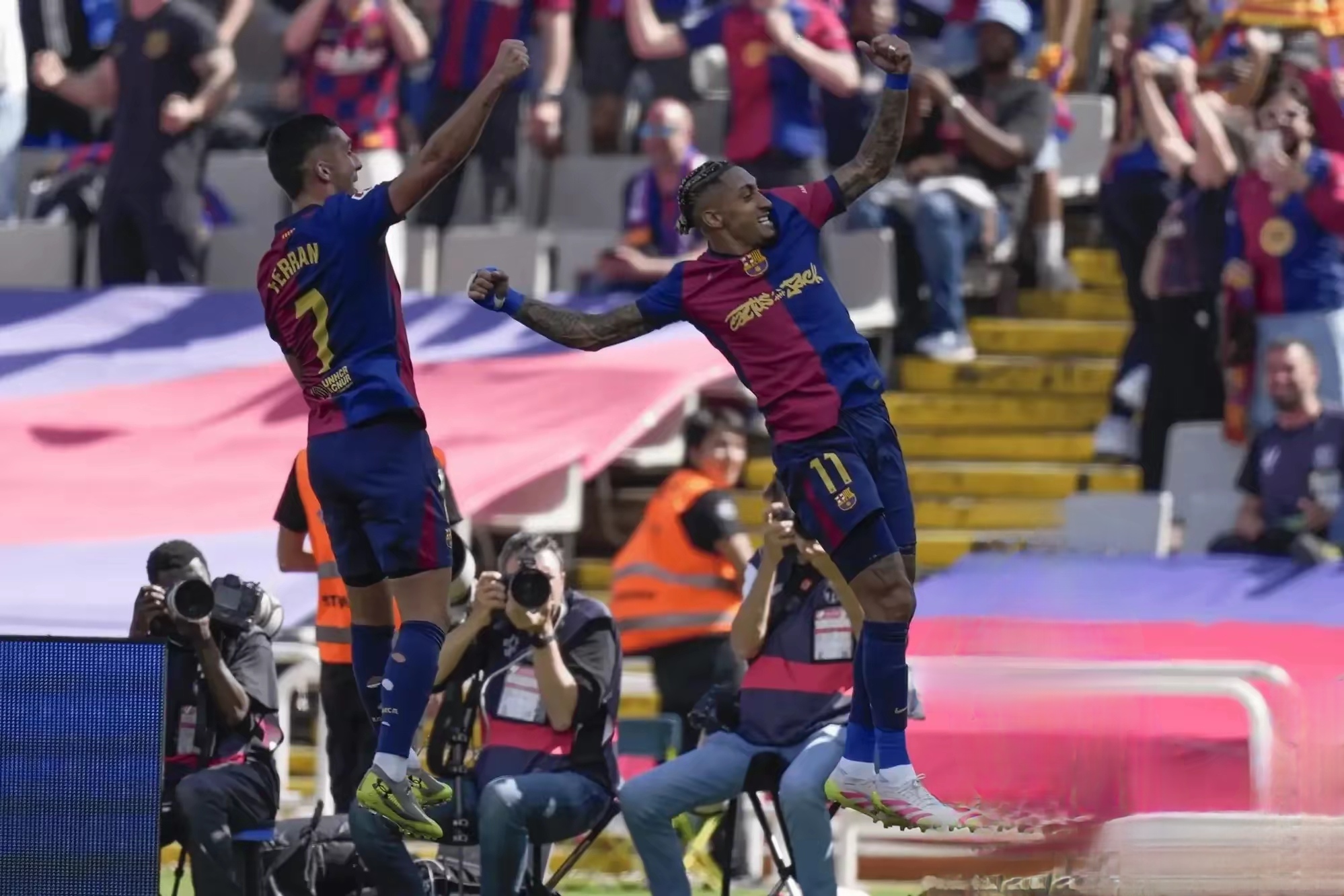 巴萨神奇逆转，绝地反击击败强敌