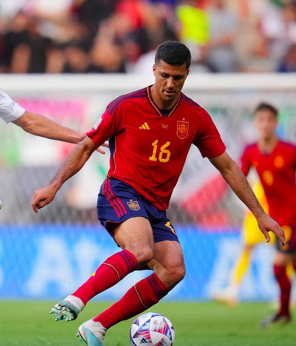 西班牙大胜克罗地亚，晋级半决赛