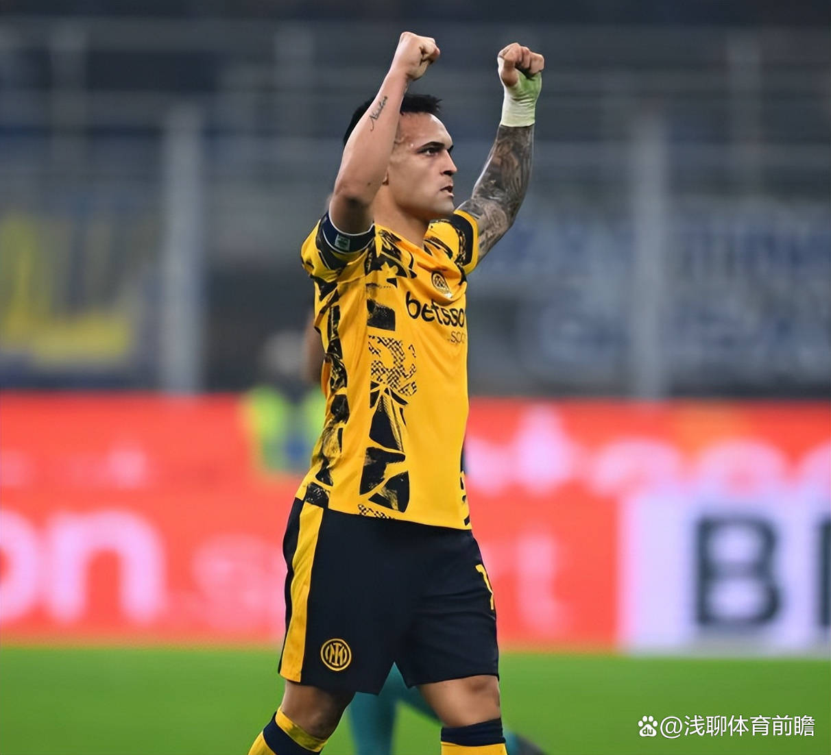 关于那不勒斯惊险获胜，强势登顶积分榜的信息