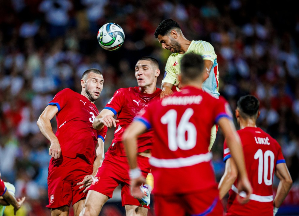 西班牙国家队在比赛中取得胜利