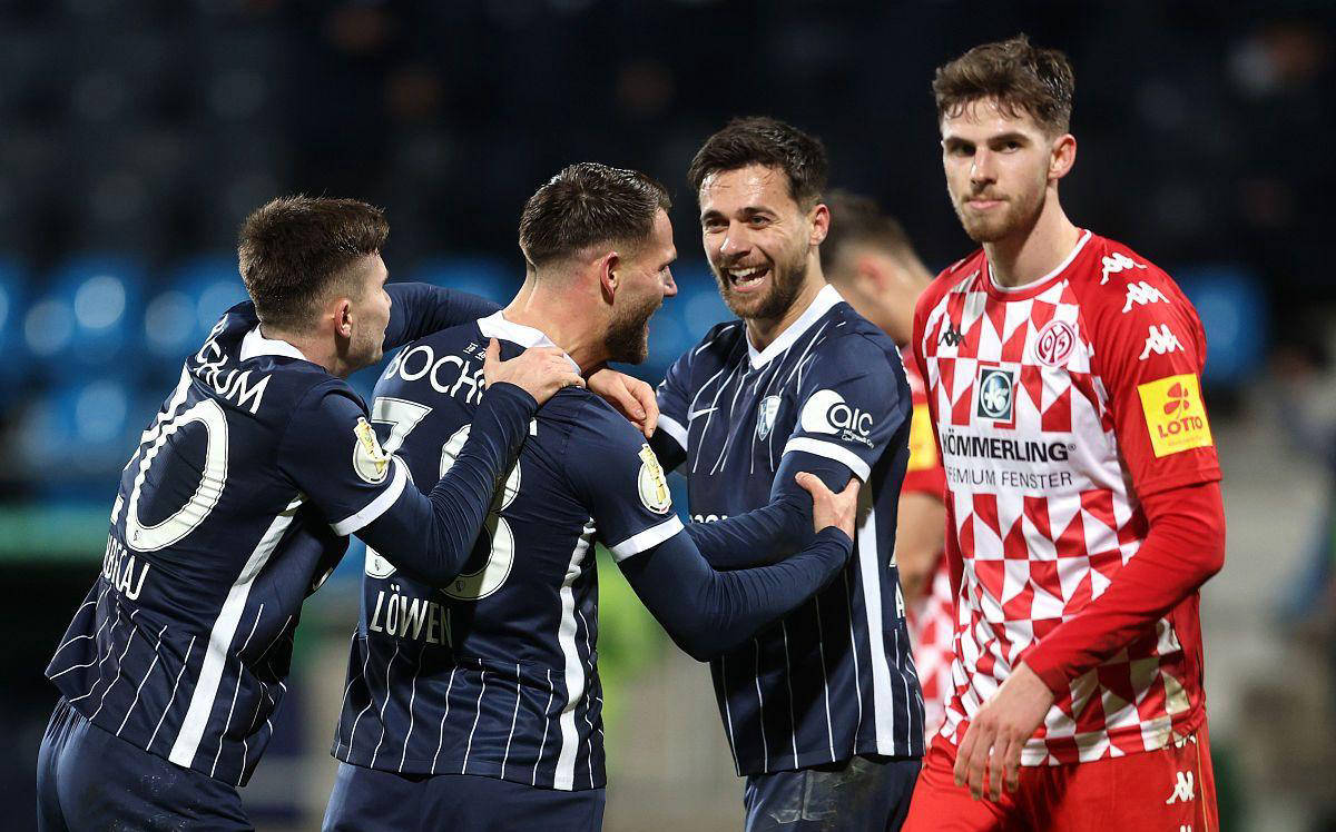 美因茨客场大败，不敌对手实力