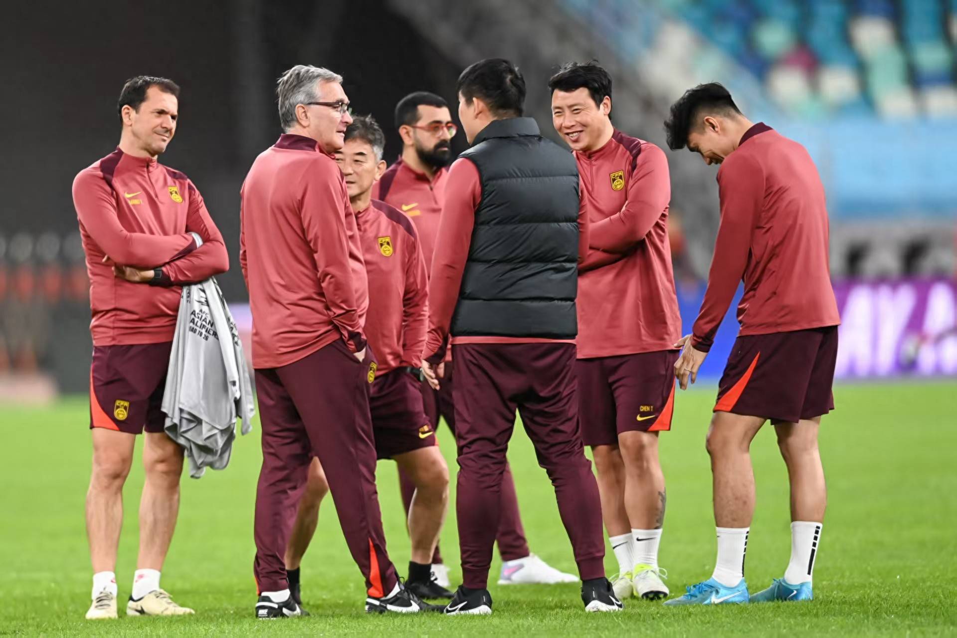 关于国内足球联赛即将打响,各队备战全力以赴的信息 关于国内足球联赛即将打响,各队备战全力以赴的信息