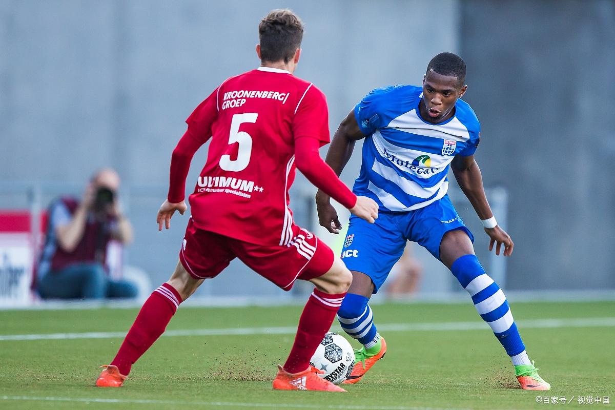 阿贾克斯遭遇欧国联首战不利，需调整战术的简单介绍