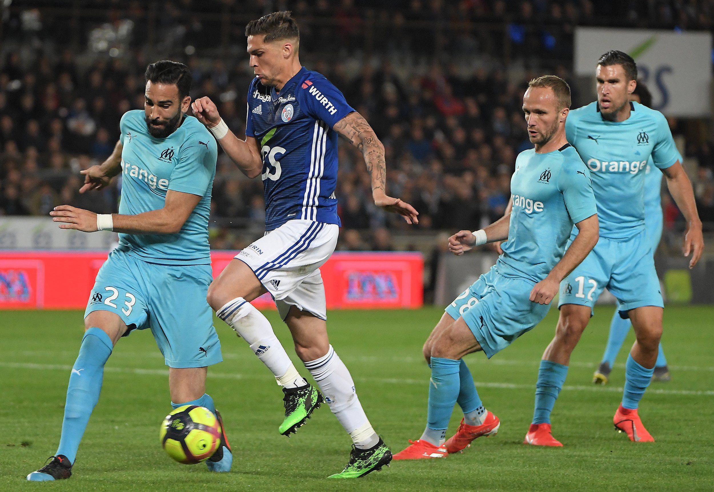 包含马赛主场不敌雷恩，积分略有下滑的词条