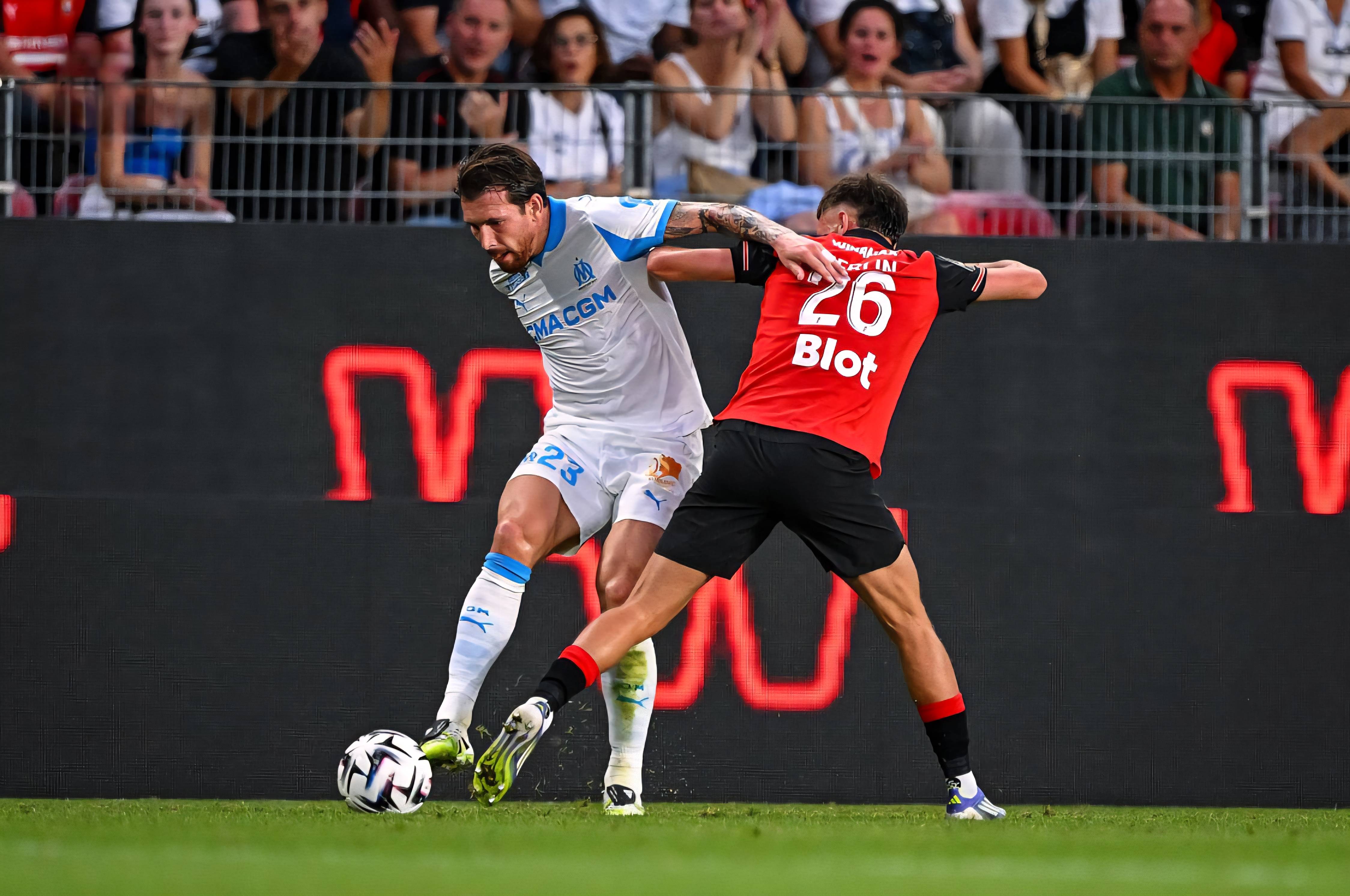 包含马赛主场不敌雷恩，积分略有下滑的词条