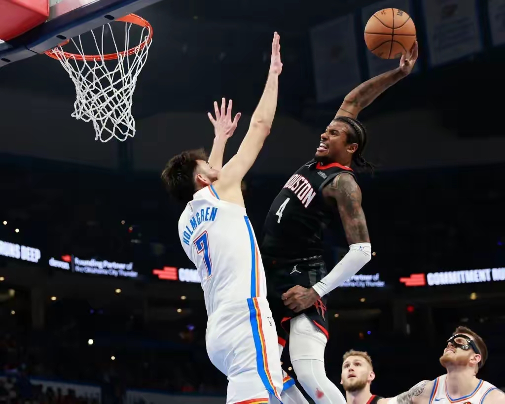 雷霆在客场击败快船，实现逆袭