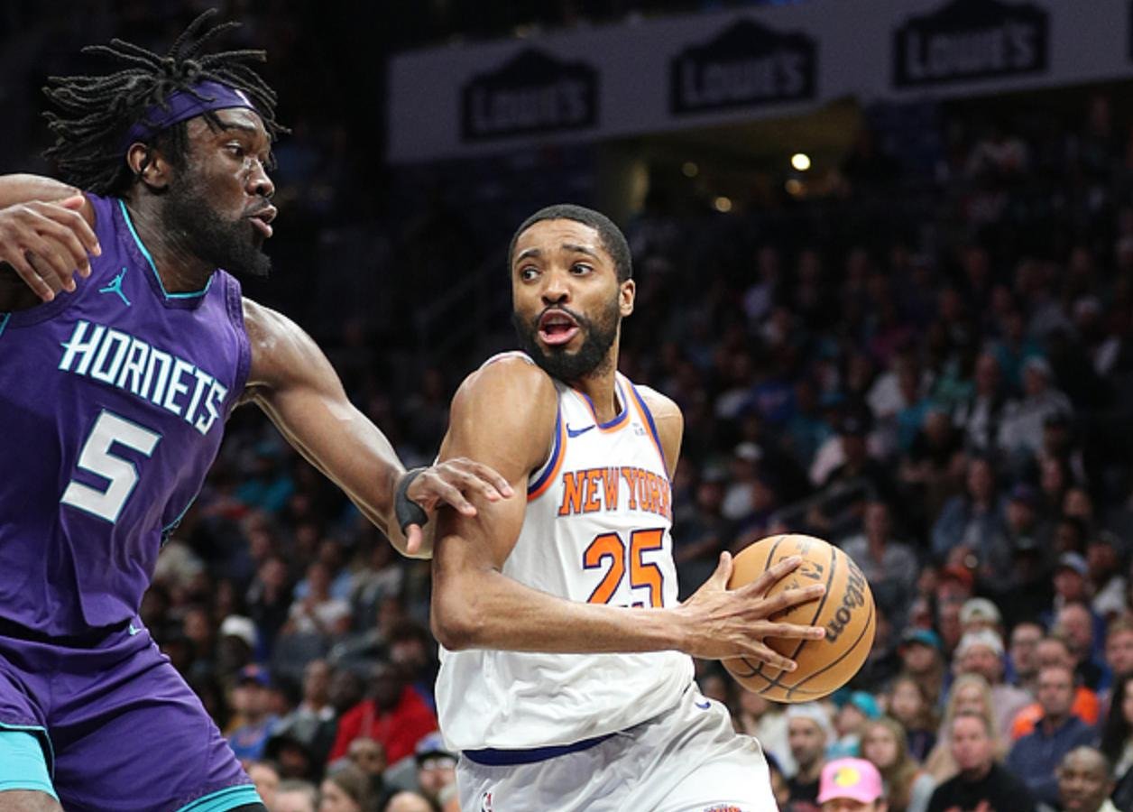 公牛两双大胜黄蜂，止两连败