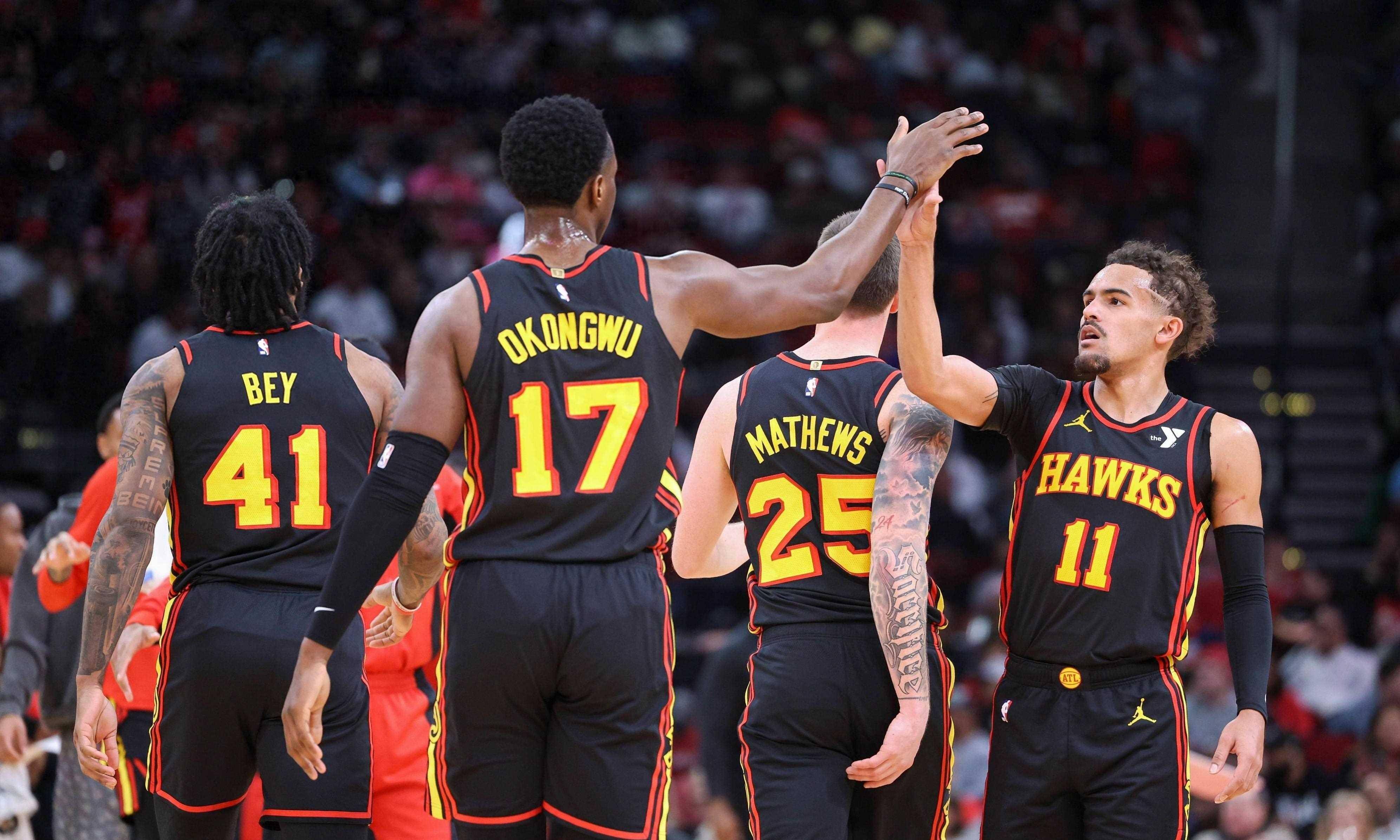 开云体育在线-老鹰主场击败独行侠，稳住局势